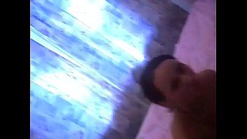Reproducir La guapa morena apenas legal tanya recibe una terapia monstruosa
