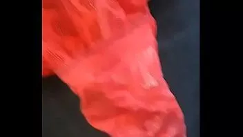 चलाएँ सास के पास कुछ सेक्सी पैंटी हैं, मैं उस पर ध्यान देने से खुद को नहीं रोक सका।
