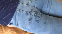 play Blondă latina milf în blugi devine handjob și cocoș imens