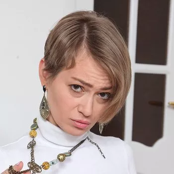 Gwiazda porno Yulenka Moore